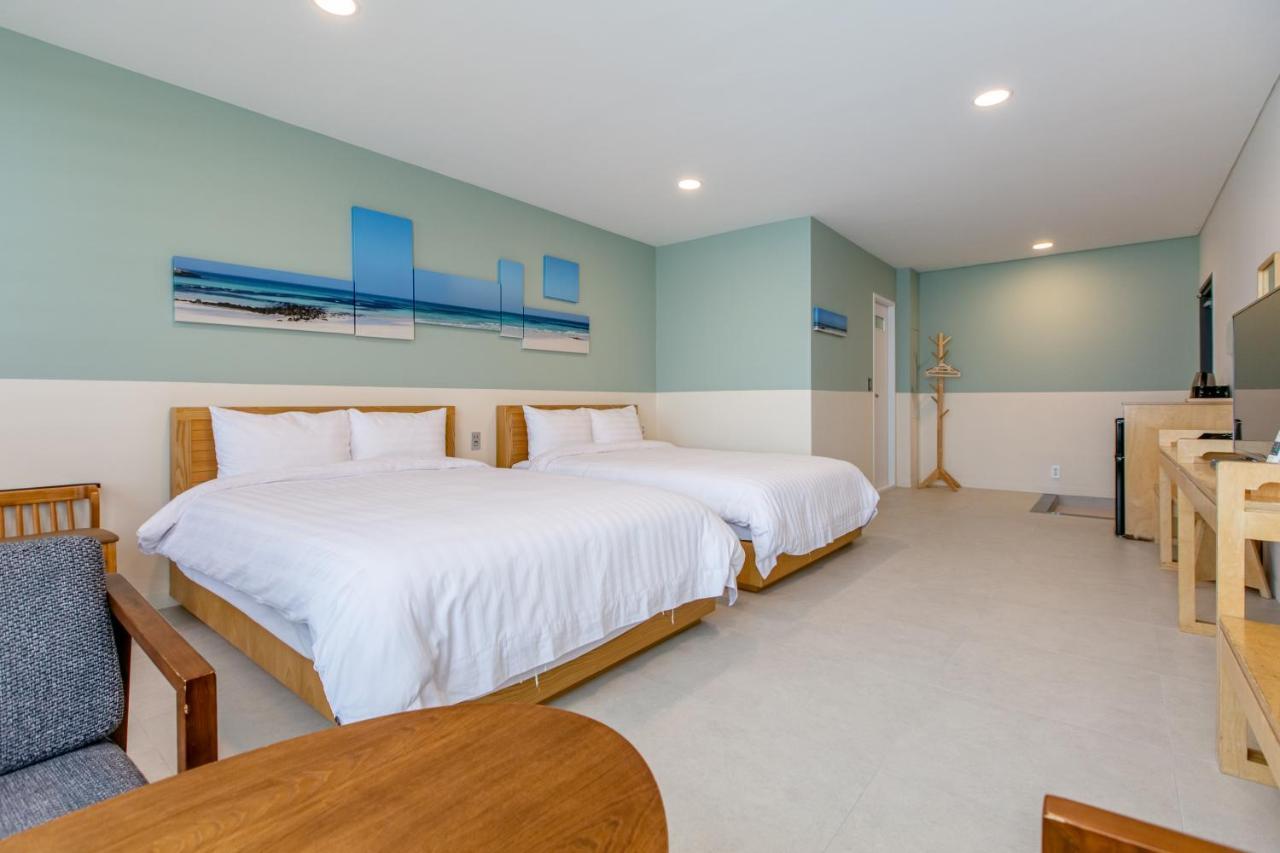 Lunamar Pension Jeju Extérieur photo