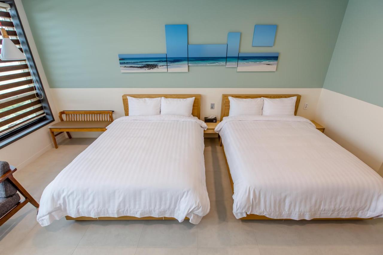 Lunamar Pension Jeju Extérieur photo