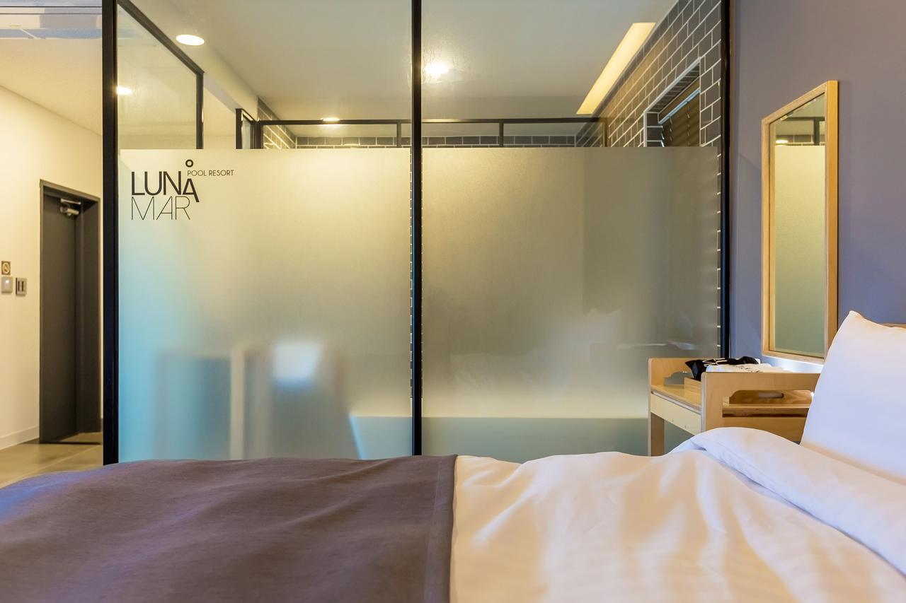 Lunamar Pension Jeju Extérieur photo